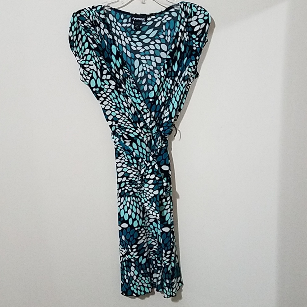 Light & Pretty Dress